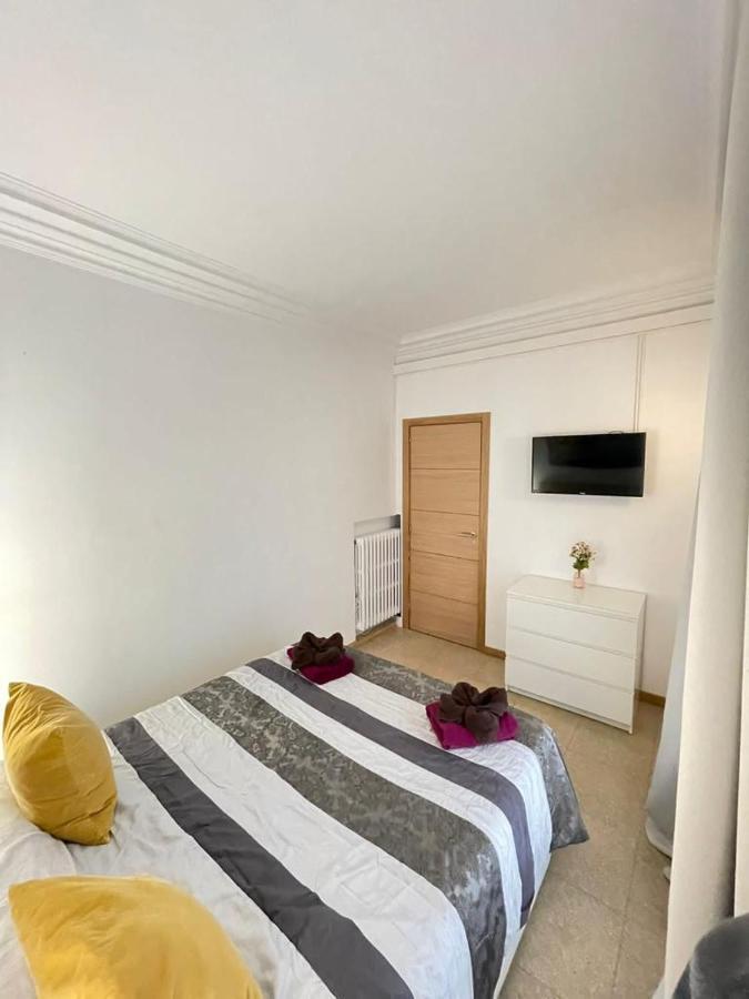 Nuevo Balmes Habitaciones Barcelona Luaran gambar